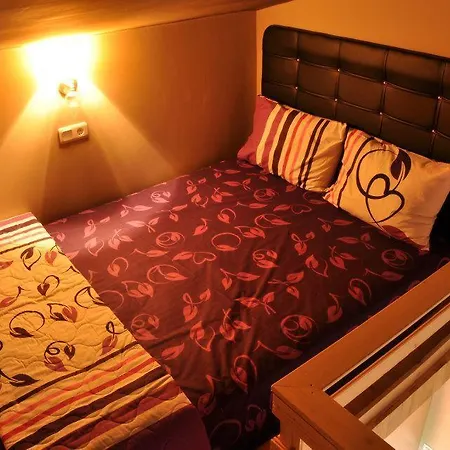 Hurrem Sultan Konagi Otel